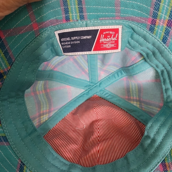 Herschel Blue and Pink Plaid Flannel Bucket Hat L/XL - Picture 5 of 7